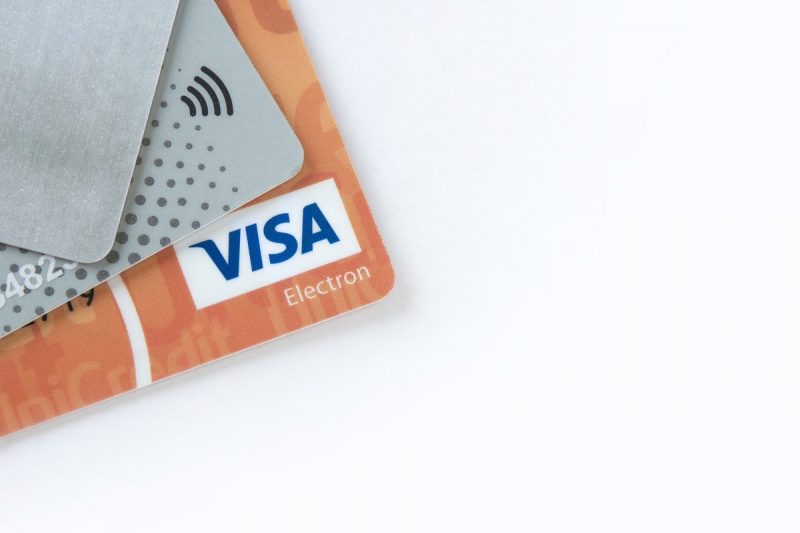 How to Choose a Credit Card Wisely