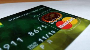 Cash Back or Travel Rewards: Which Is Best For You?