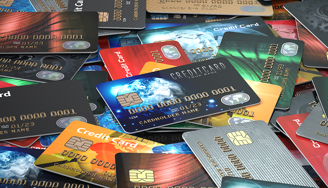 How to Avoid Getting Scammed with Credit Card Information