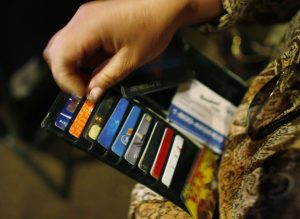 Learn How to Manage Multiple Credit Cards at Once