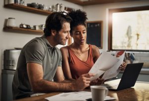Learn About the Perks of Cards with 0% Intro APR