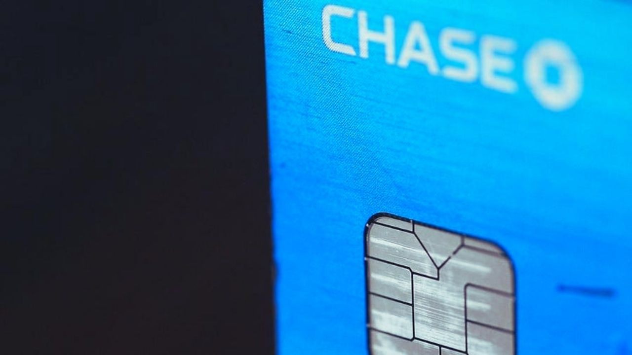 How to Replace a Chase Lost Card (Credit or Debit)